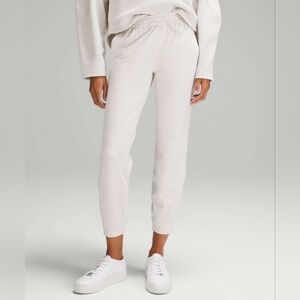 Lululemon Soft Jersey Classic-Fit Mid-Rise Jogger In Bone